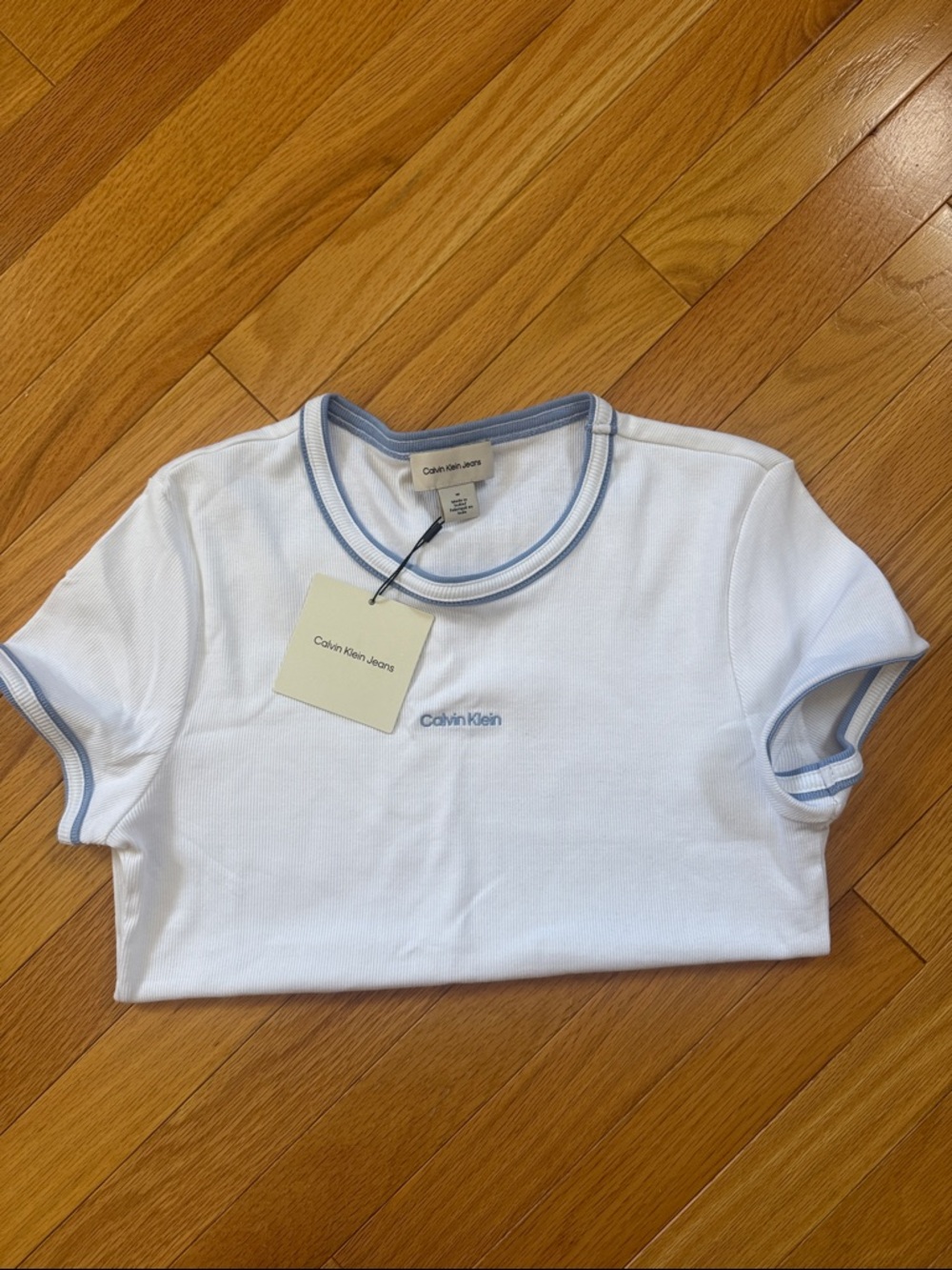 NWT Calvin Klein Ribbed T Shirt